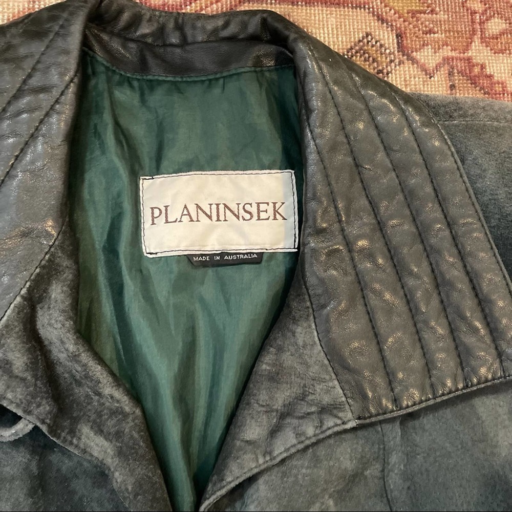 Beautiful Vintage Forest Green Suede Coat - Picture 4 of 6